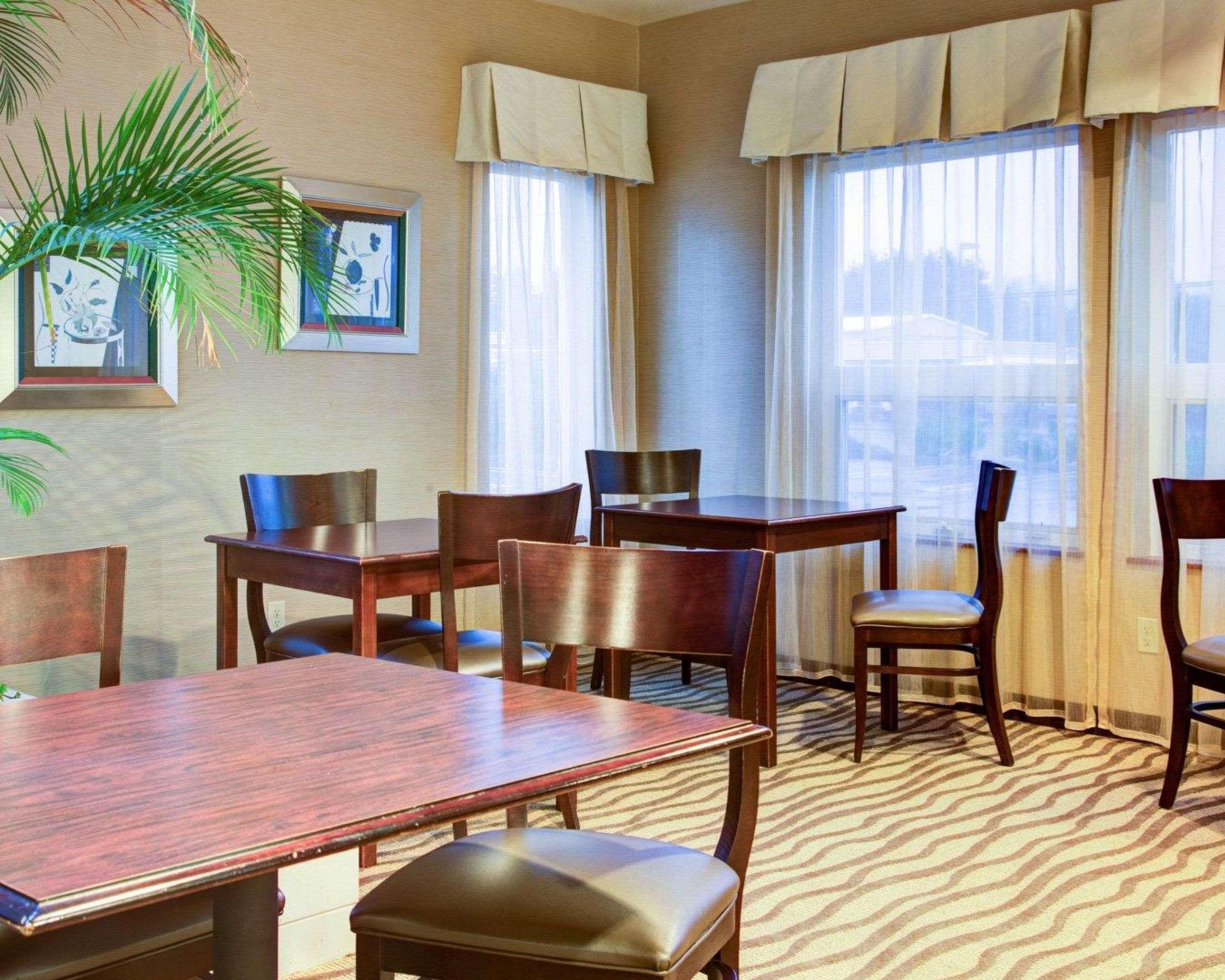 Quality Inn Флоренс Экстерьер фото
