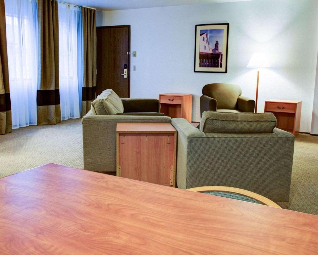 Quality Inn Флоренс Экстерьер фото